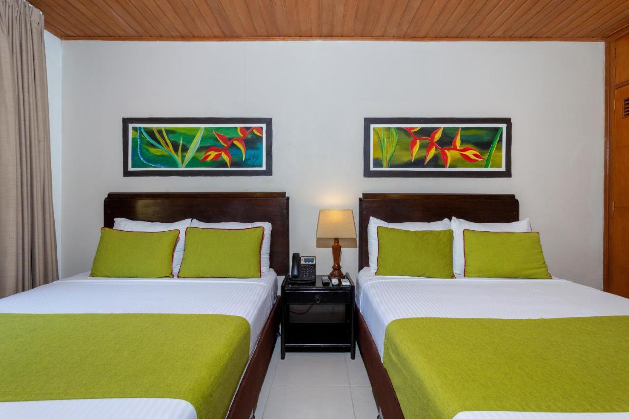 Hotel Campestre La Potra Apiay Extérieur photo